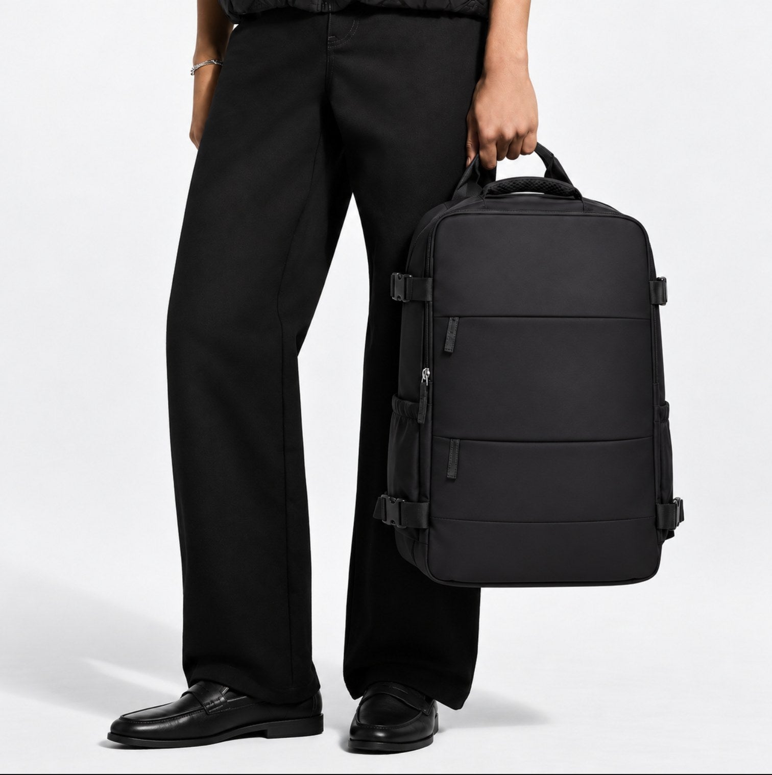 VANTA Travel Backpack — Black